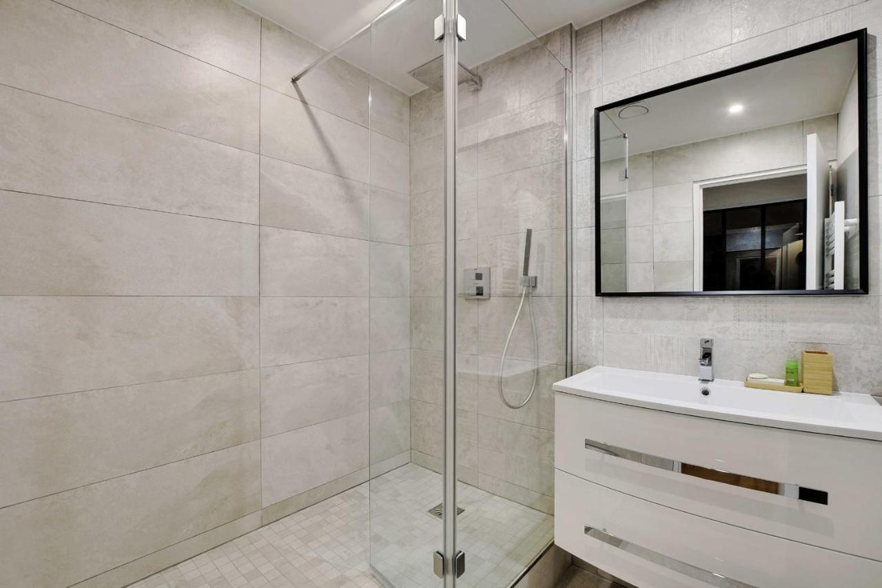 Magnificent Apartment 3Bdr-6Pax Batignolles Parigi Esterno foto